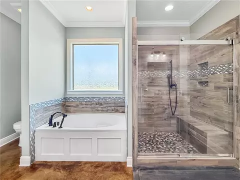 Bath - 81265 Jim Sharp Rd, Covington, LA 70435 photo 1 of 5