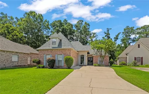 222 Red Fox Run Blvd, Madisonville, LA 70447