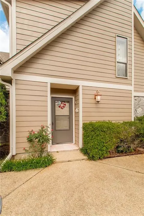 500 Aries Aries Dr #4C, Mandeville, LA 70471