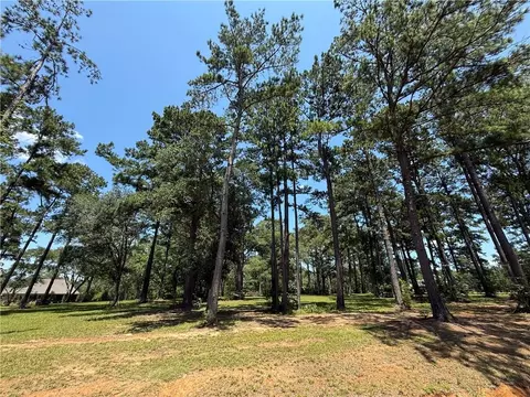 7238 The Woods Ave, Abita Springs, LA 70420