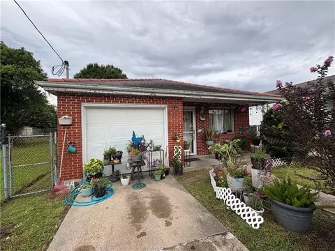 1023 Leboeuf St, New Orleans, LA 70114
