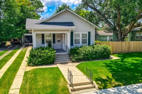 4760 Arts St, New Orleans, LA 70122