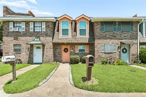 313 Ormond Meadows Dr #B, Destrehan, LA 70047