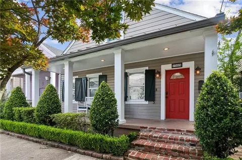 7509 Zimple St, New Orleans, LA 70118