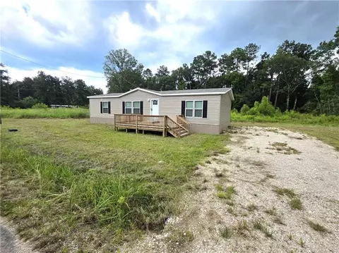 27302 Lakeview Ln, Holden, LA 70744