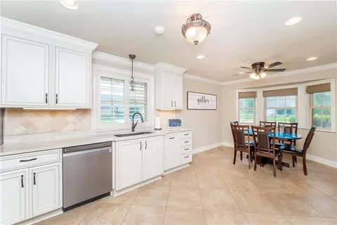 301 Devon Rd, Laplace, LA 70068 photo 4