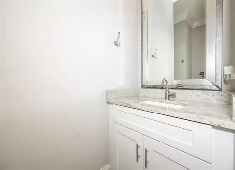 Bath - 559 N Caleb Dr, Slidell, LA 70461 photo 6 of 6