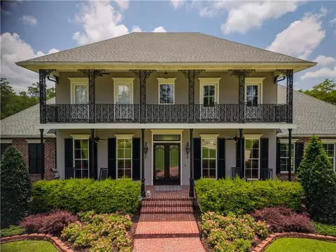 Exterior - 464 Arbor View Dr, Slidell, LA 70461 photo 2 of 7