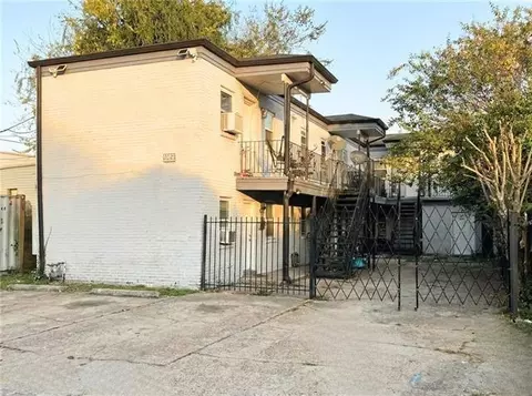 3215 Dryades St, New Orleans, LA 70115