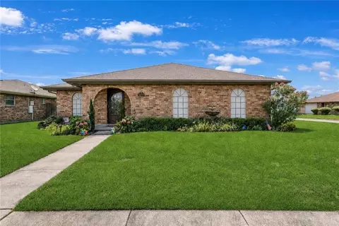 3217 Jennifer Ct, Marrero, LA 70072