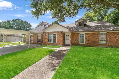 5698 Djuanna Dr, Baton Rouge, LA 70811