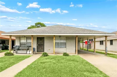 7050 52 Bunker Hill Rd, New Orleans, LA 70127