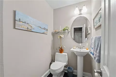 Bath - 24 Chamale Cove East Cv, Slidell, LA 70460 photo 3 of 4
