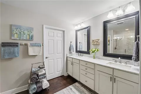 Bath - 24 Chamale Cove East Cv, Slidell, LA 70460 photo 1 of 4