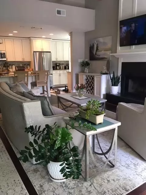 Living - 24 Chamale Cove East Cv, Slidell, LA 70460 photo 1 of 1