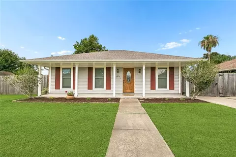 2400 N Atlanta St, Metairie, LA 70003