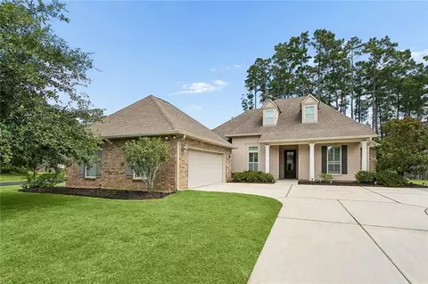 612 English Oak Dr, Madisonville, LA 70447