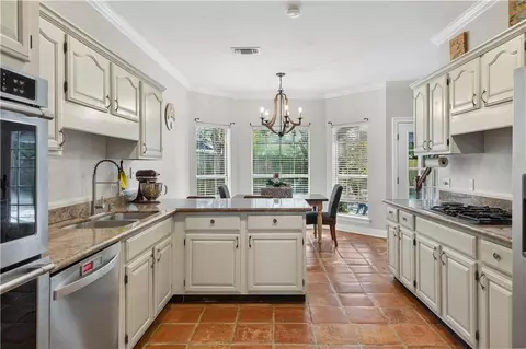 Kitchen - 202 Kipling Ln, Mandeville, LA 70448 photo 1 of 2