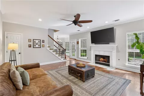Living - 202 Kipling Ln, Mandeville, LA 70448 photo 3 of 3