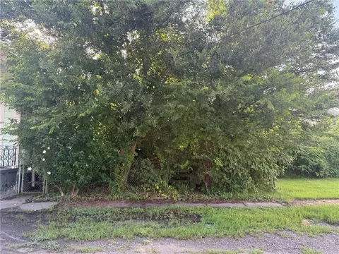 719 Lizardi St, New Orleans, LA 70117