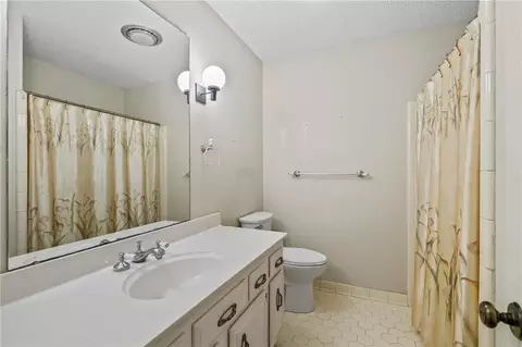 Bath - 23153 Ray Keen Rd, Covington, LA 70435 photo 3 of 3