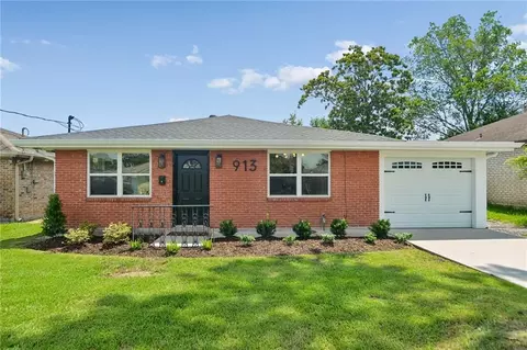 913 Kent Ave, Metairie, LA 70001