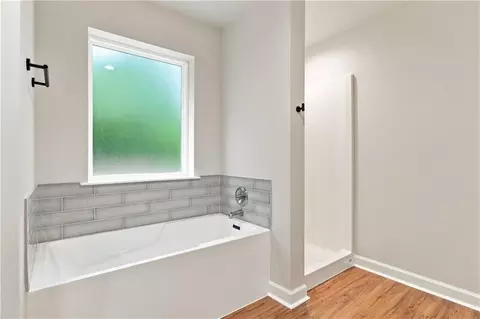 Bath - 70367 D St, Covington, LA 70433 photo 2 of 3
