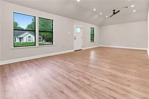 Living - 70367 D St, Covington, LA 70433 photo 2 of 6