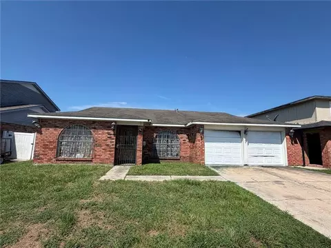 7708 Duke Ct, New Orleans, LA 70126