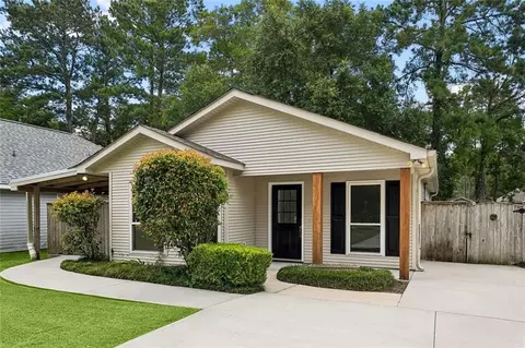 136 Vista St, Madisonville, LA 70447