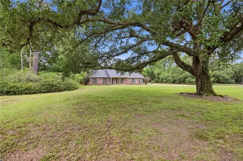 29636 Wagner Rd, Albany, LA 70711