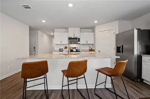 Kitchen - 48228 Grassland St, Robert, LA 70455 photo 1 of 1
