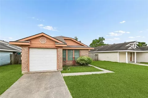 5323 Timber Haven Ln, New Orleans, LA 70131