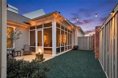 Exterior - 716 Cottage Ln, Covington, LA 70433 photo 8 of 10