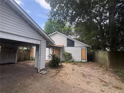 15649 Springwood Ave, Baton Rouge, LA 70817