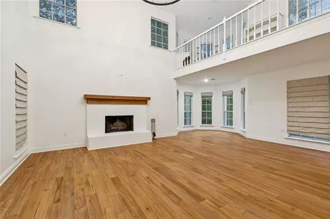 Living - 115 Golfers Dr, Covington, LA 70433 photo 3 of 6