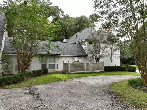Exterior - 115 Golfers Dr, Covington, LA 70433 photo 3 of 7