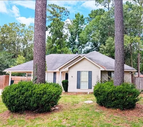 Exterior - 625 Nancy St, Mandeville, LA 70448 photo 2 of 2