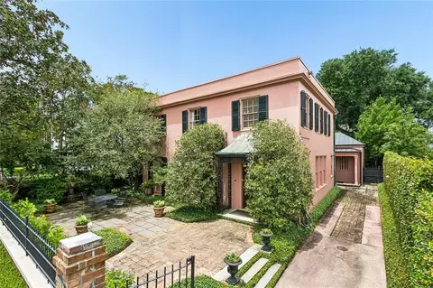 1624 Arabella St, New Orleans, LA 70115