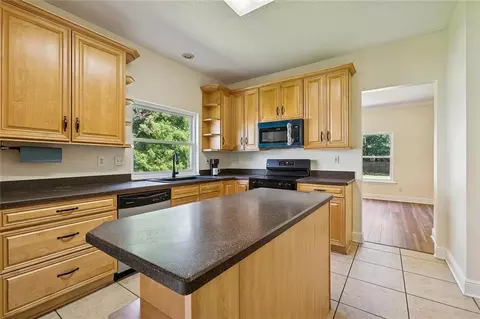 Kitchen - 412 Spartan Loop, Slidell, LA 70458 photo 2 of 2