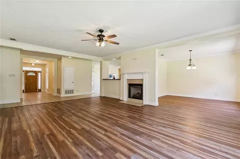 Living - 412 Spartan Loop, Slidell, LA 70458 photo 2 of 3