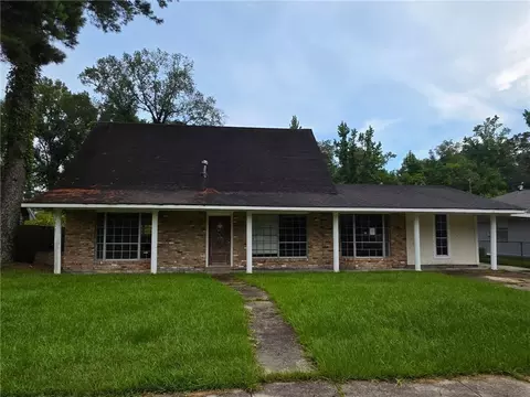 14576 W David Dr, Hammond, LA 70401