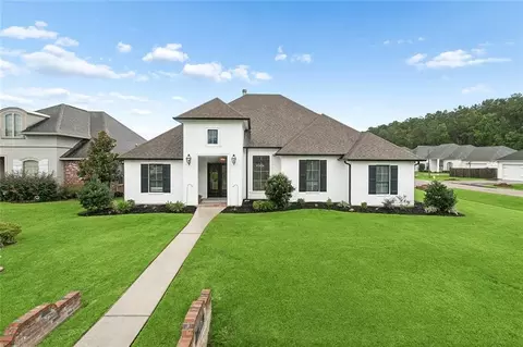 1076 Spring Haven Ln, Madisonville, LA 70447