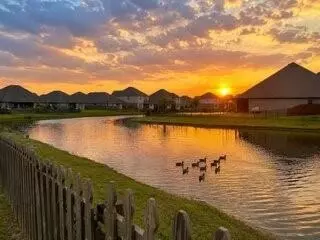 View/Area - 125 E Lake Ct, Slidell, LA 70461 photo 1 of 6