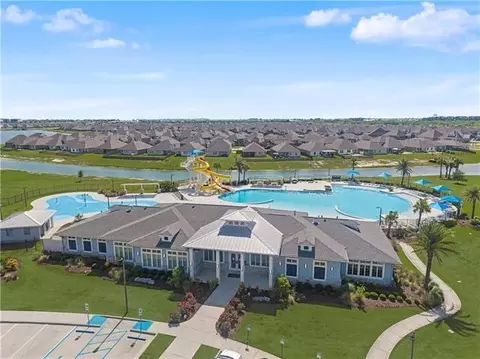 Exterior - 125 E Lake Ct, Slidell, LA 70461 photo 7 of 7