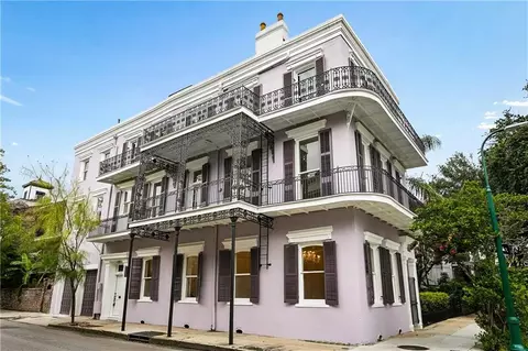 1002 Esplanade Ave #302, New Orleans, LA 70116