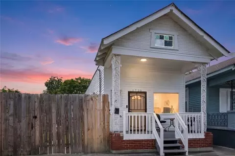 1720 Mandeville St, New Orleans, LA 70117