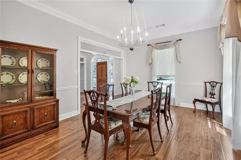 Dining - 1020 Parkpoint Dr, Slidell, LA 70461 photo 3 of 3