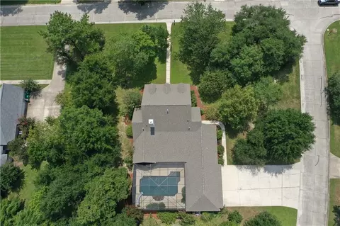 View/Area - 1020 Parkpoint Dr, Slidell, LA 70461 photo 2 of 2