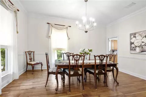 Dining - 1020 Parkpoint Dr, Slidell, LA 70461 photo 2 of 3